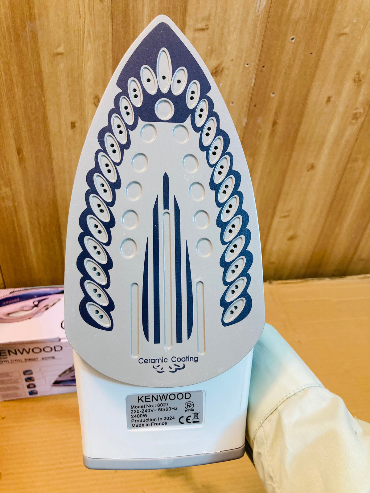 Kenwood Ceramic Soleplate Steam Iron 2400W - ST8027