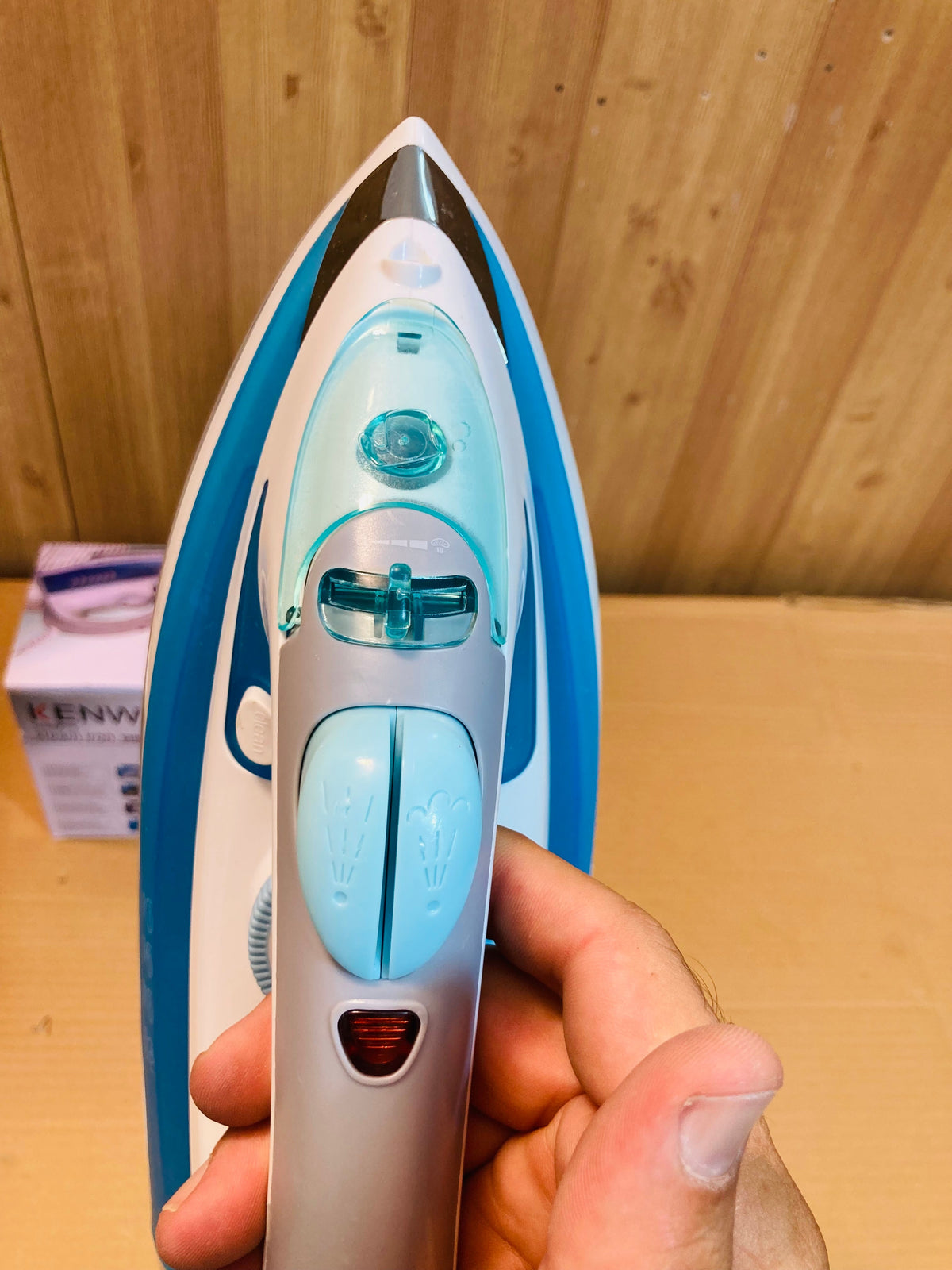 Kenwood Ceramic Soleplate Steam Iron 2400W - ST8027