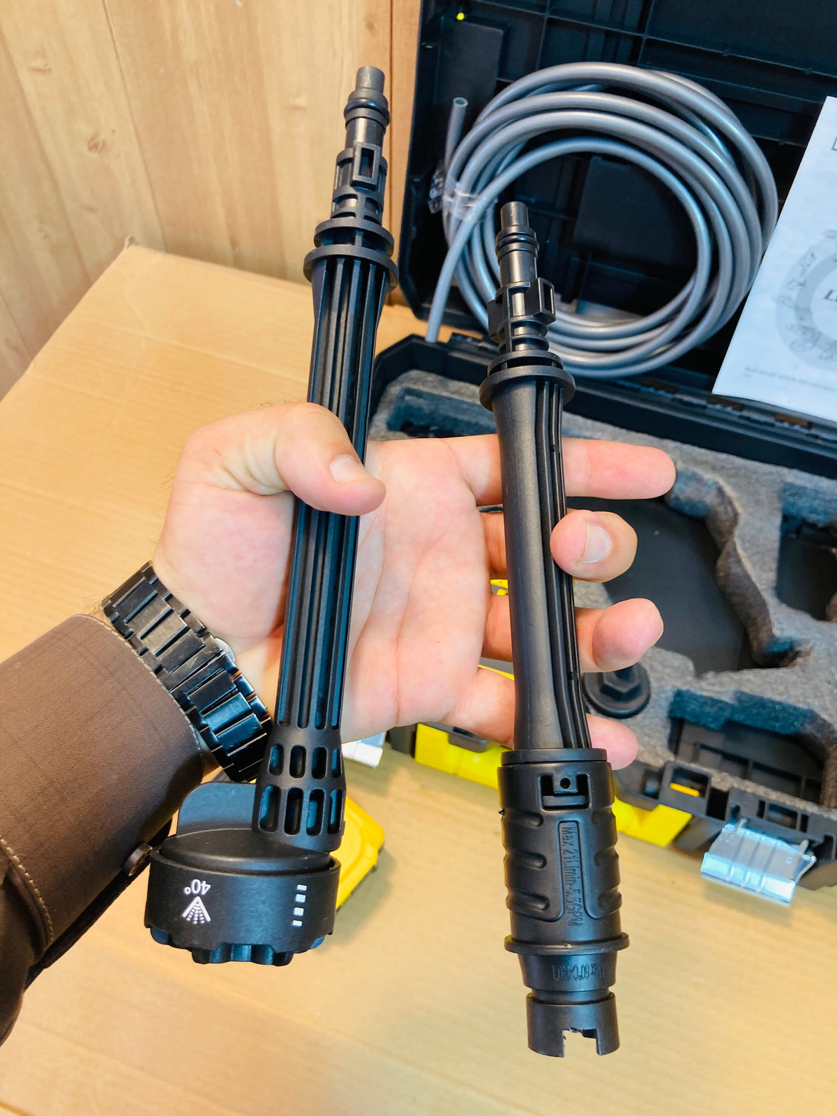 DeWalt Rechargeable Portable Pressure Washer Kit with 88V Double Batteries