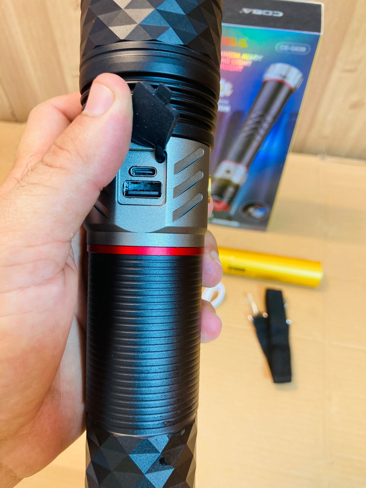 COBA Long Range Aluminium Alloy Strong Flashlight Torch CB-G639