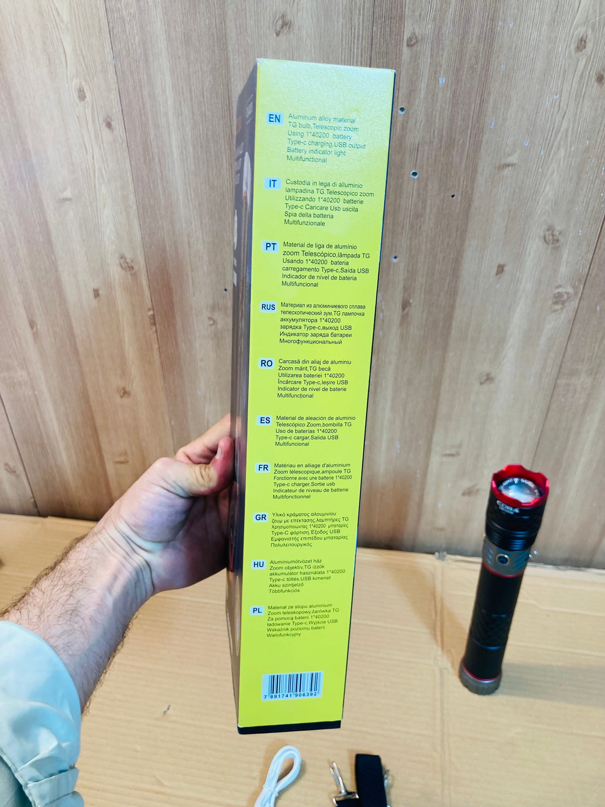 COBA Long Range Aluminium Alloy Strong Flashlight Torch CB-G639