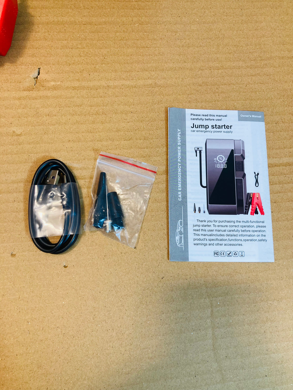 4in1 Portable Emergency Multitask Device - Jump Starter & Air Compressor