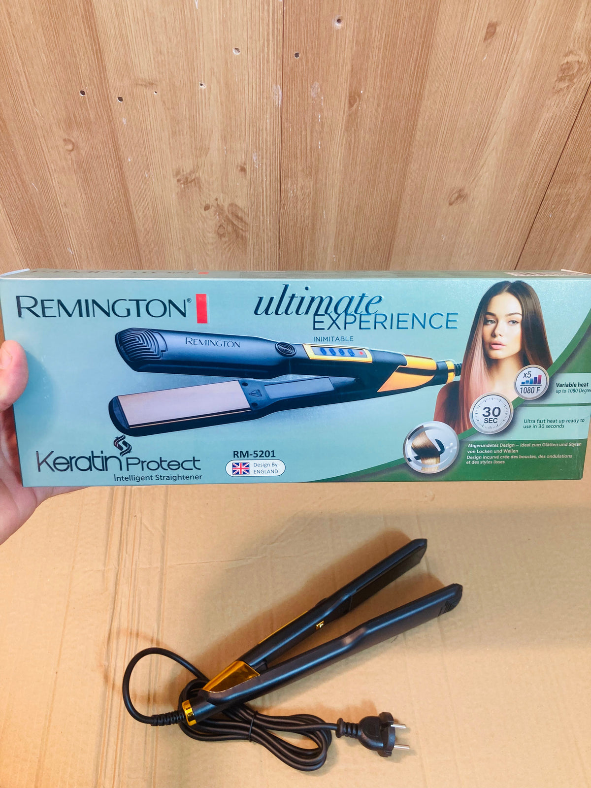 Remington Keratin Protect Intelligent Digital Hair Straightener RM-5201