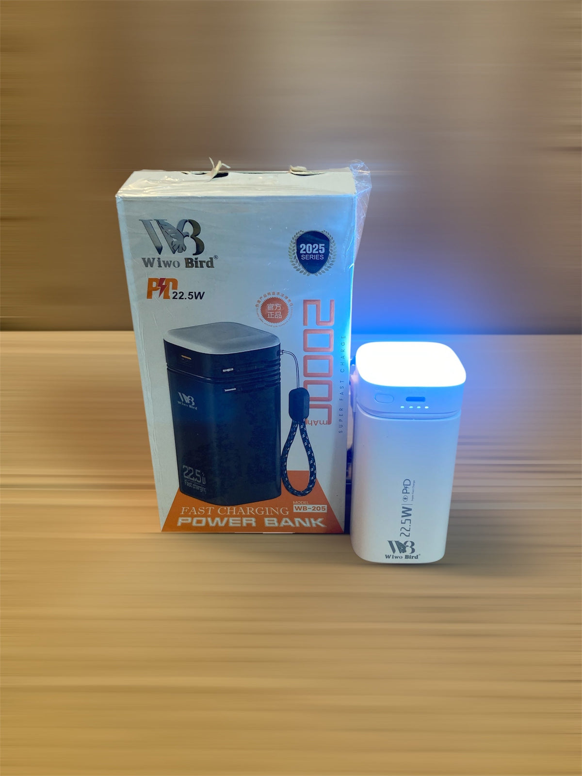 Wiwo Bird 20000mAh Fast Charging 22.5W PD Power Bank with Lamp WB-205