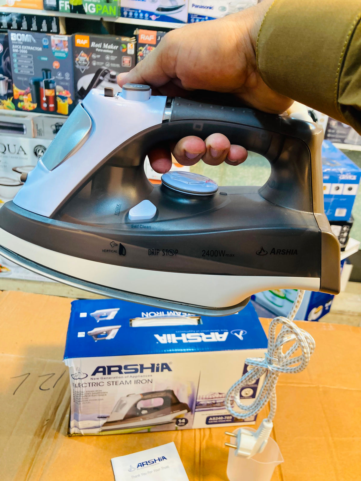 Arshia 2400W Electric Steam Iron AS240-789