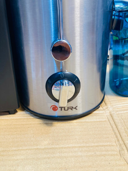 TURK Electric Juice Extractor 400W High Yield Juicer with 2.5L Pulp Container & Juice Pitcher TK-4083